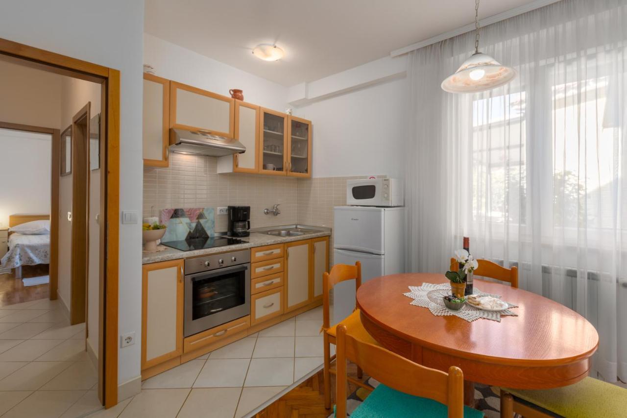 With A Parking Space - 2216 Apartment Poreč